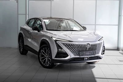 Изображение CHANGAN UNI-T 3/6