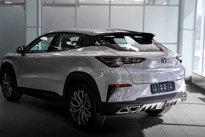 Изображение CHANGAN UNI-T 6/6