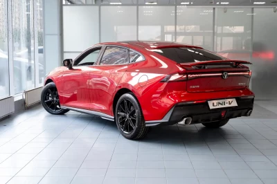 Изображение CHANGAN UNI-V 6/6